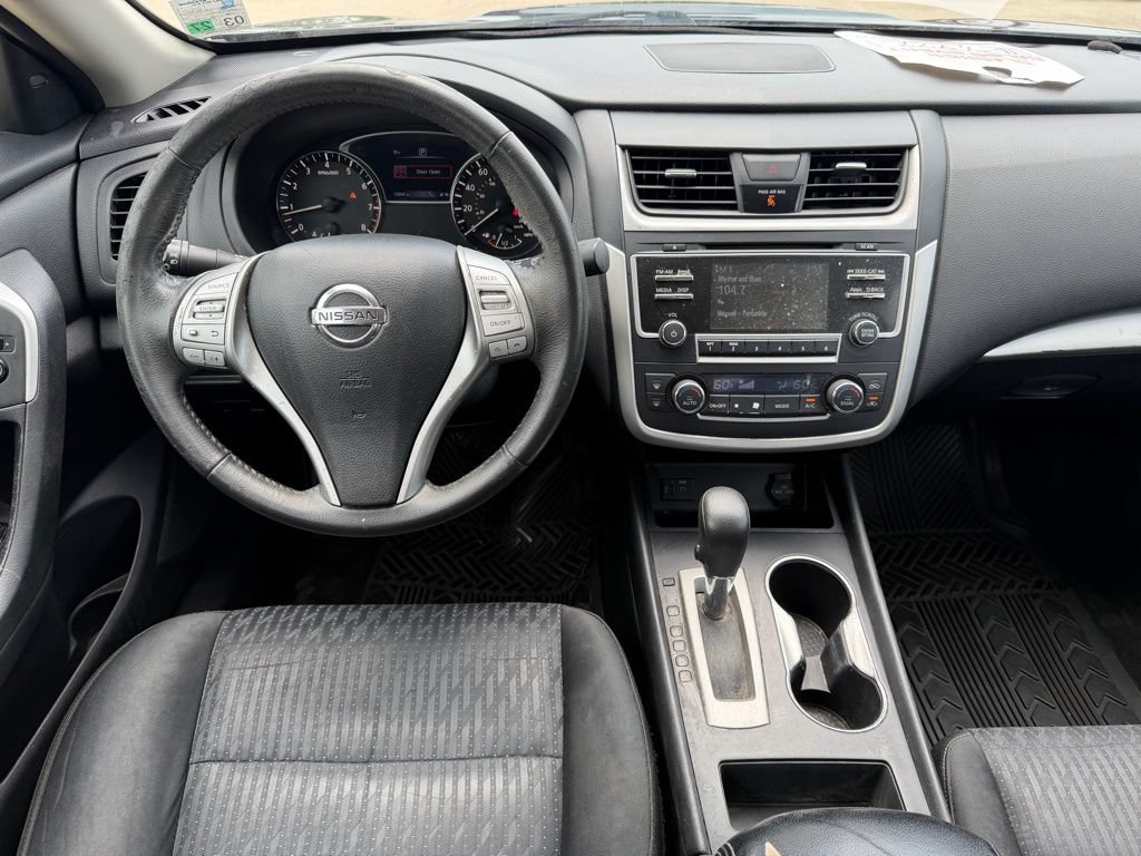 Used 2016 Nissan Altima 2.5 SV FWD image 16