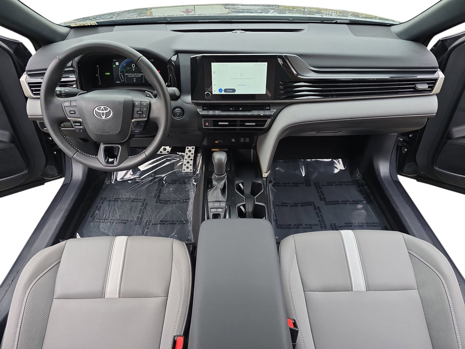 Used 2025 Toyota Camry SE image 15