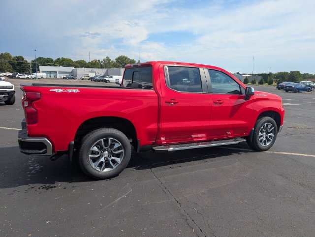 New 2026 Chevrolet Silverado 1500 LT w/ Convenience Package II AWD/4WD image 9