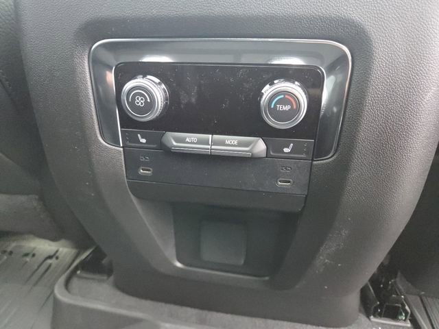 New 2026 GMC Yukon XL Denali w/ Sun & Power Step Package image 19