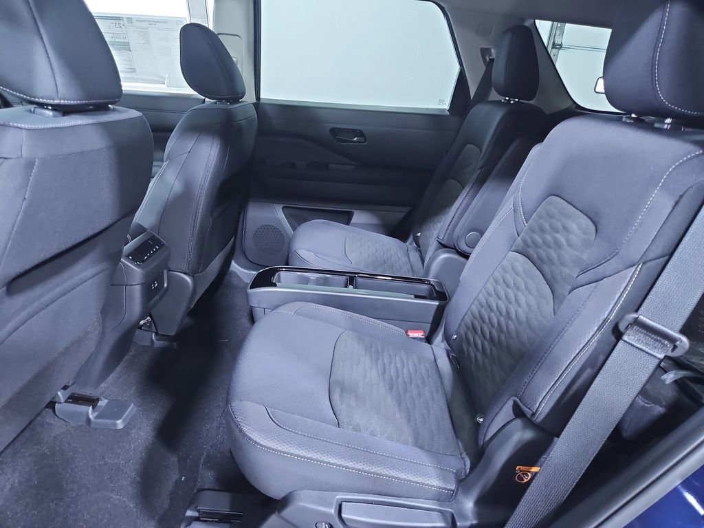 New 2025 Nissan Pathfinder SV image 24