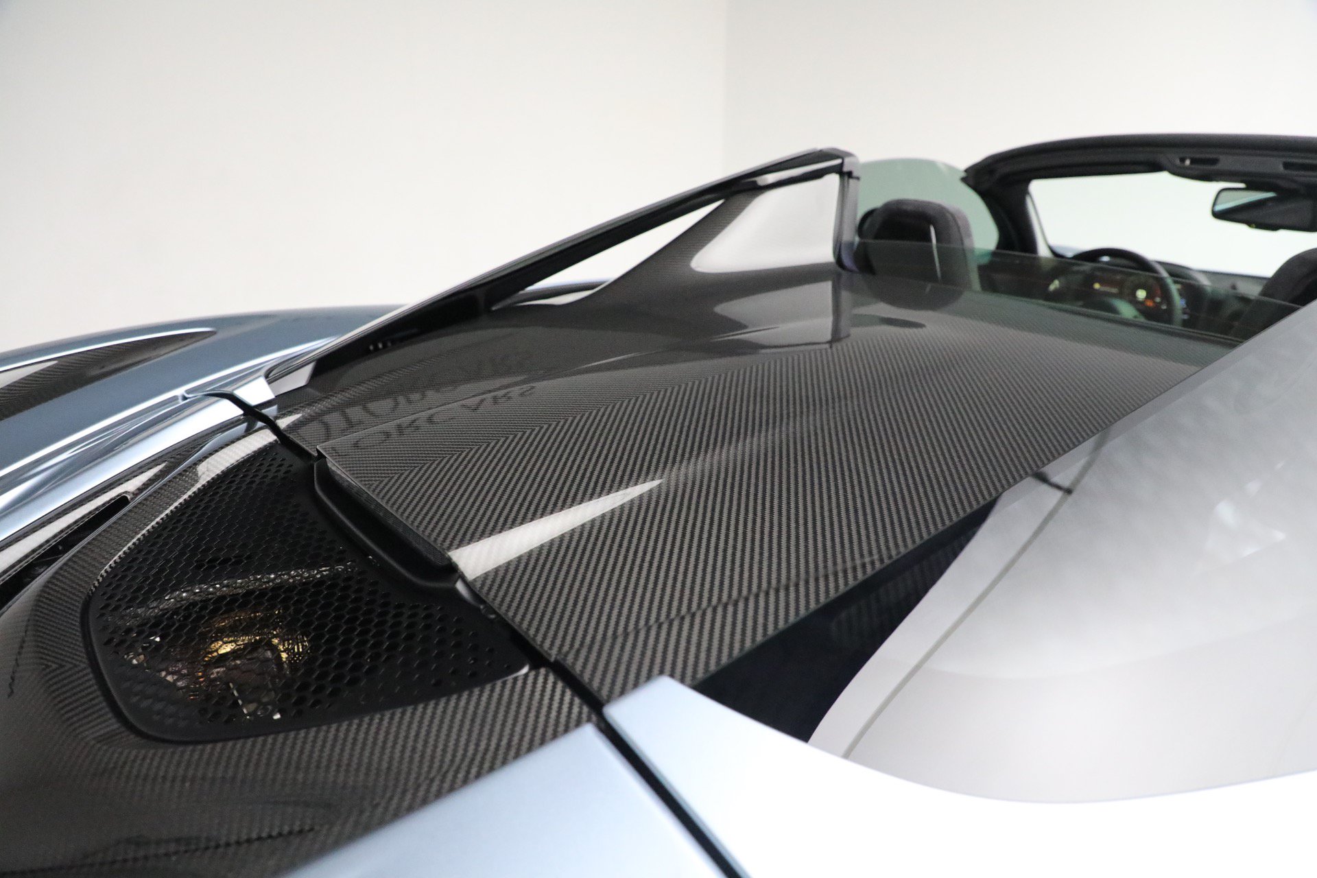 Used 2023 McLaren 720S Performance RWD image 48