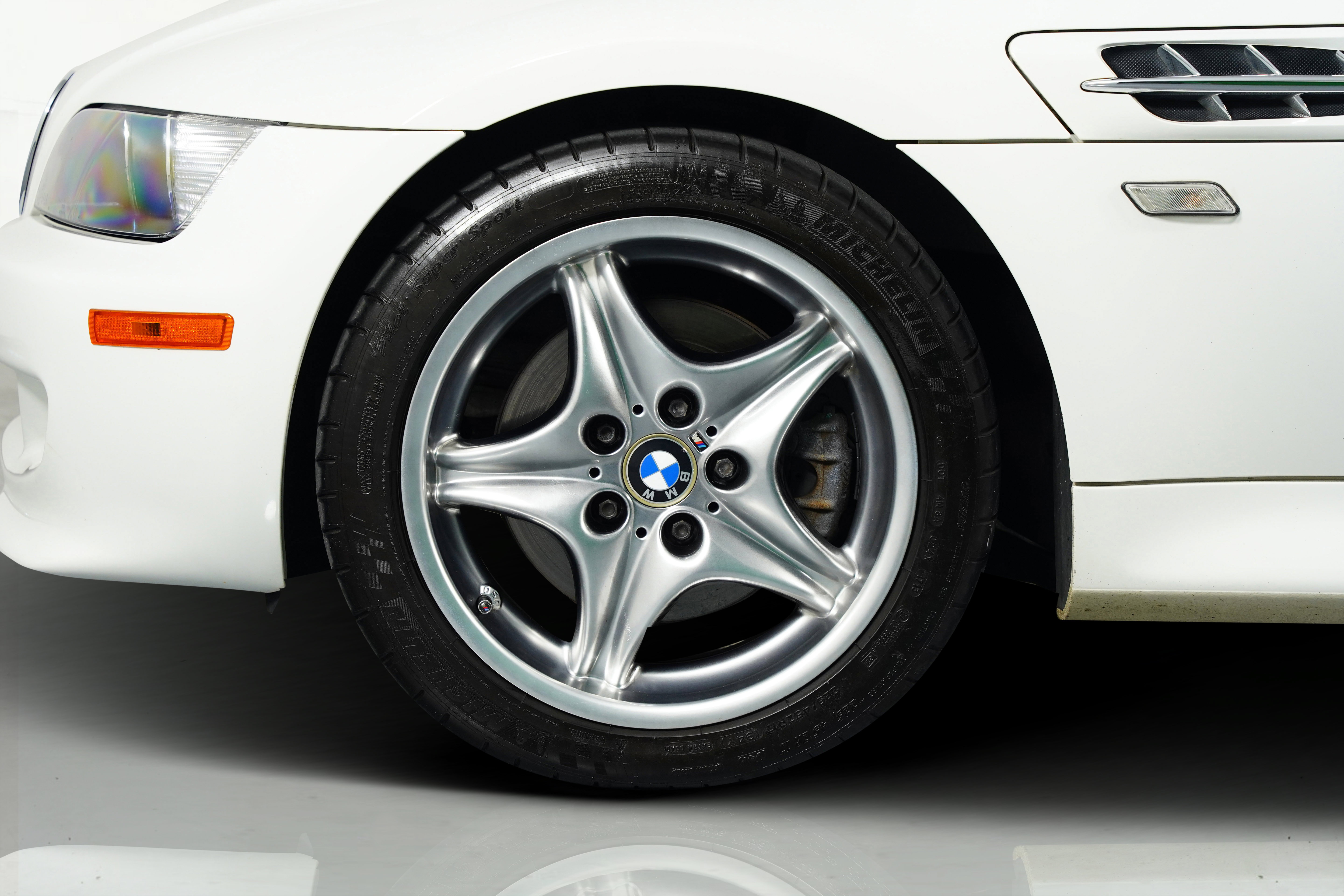 Used 2002 BMW M Roadster RWD image 24