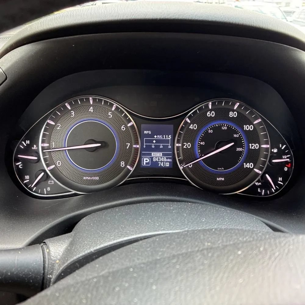Used 2014 INFINITI QX80 4WD w/ Theater Package image 29