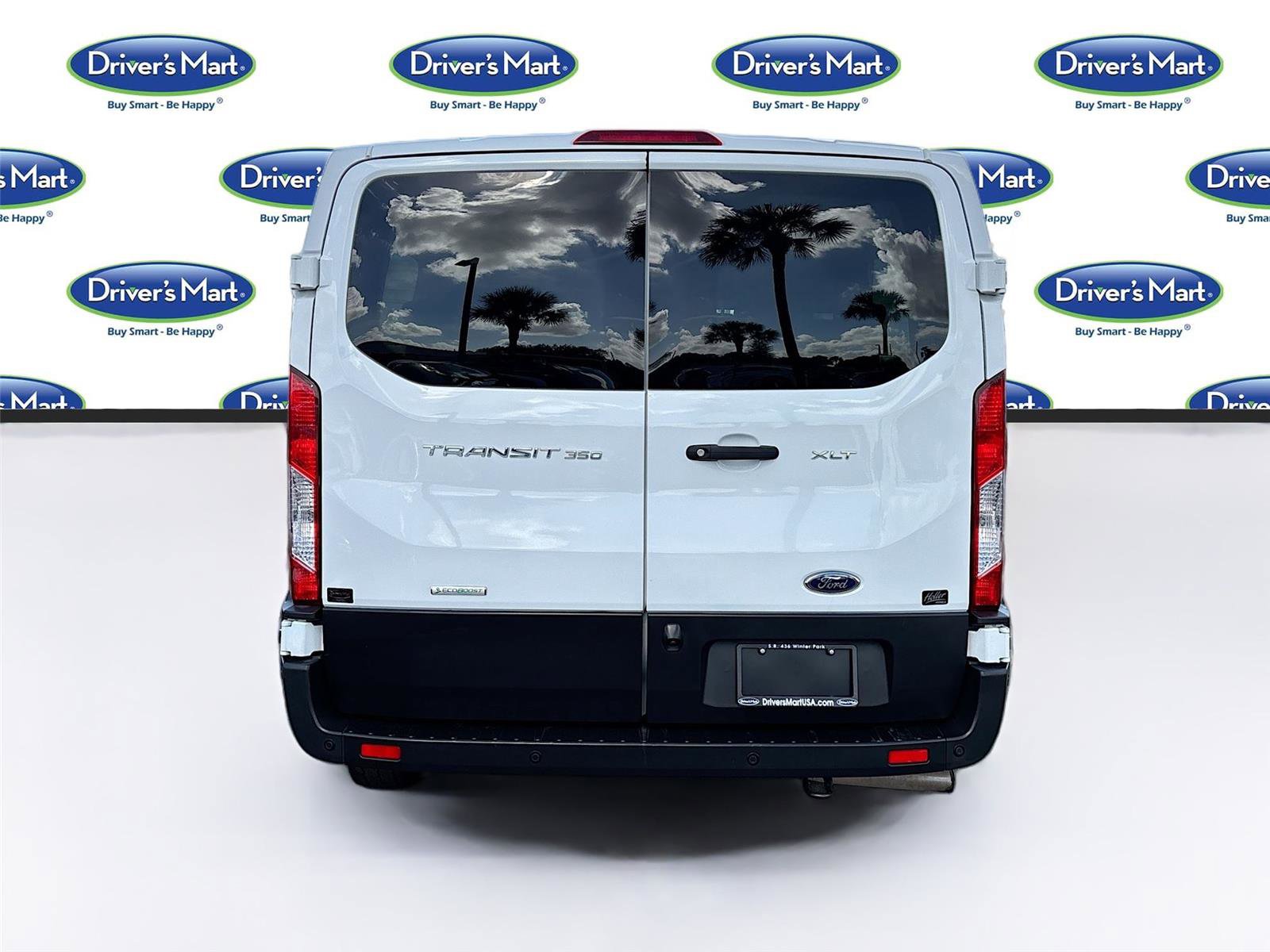 Used 2023 Ford Transit 350 XLT image 6