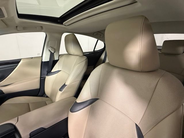 Used 2021 Lexus ES 350 w/ Premium Package FWD image 18