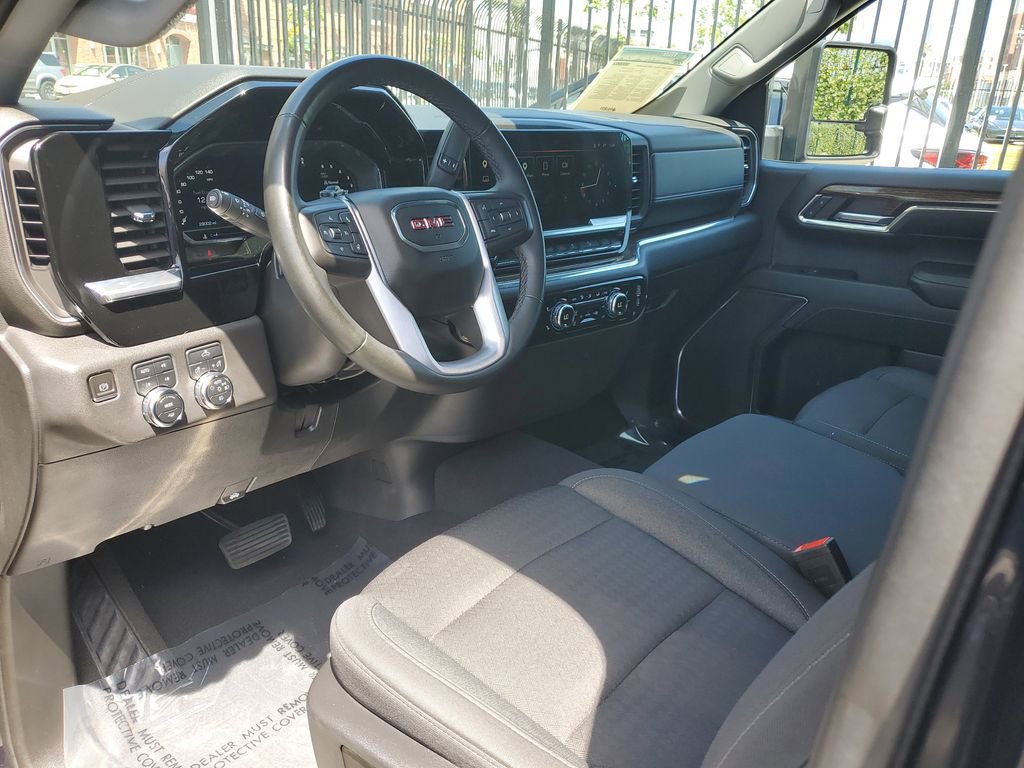 Used 2023 GMC Sierra 1500 Elevation w/ X31 Off-Road Package AWD/4WD image 18