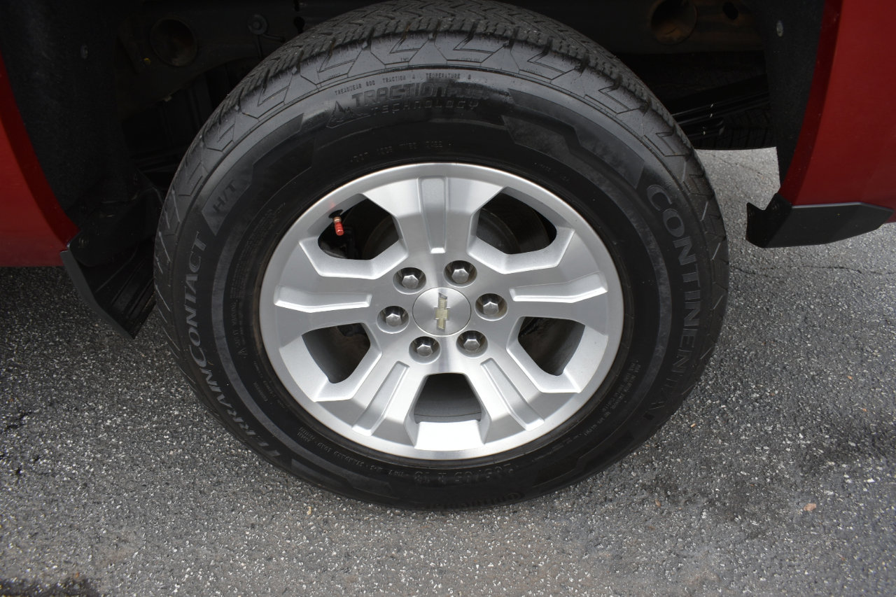 Used 2018 Chevrolet Silverado 1500 LT w/ All Star Edition image 32