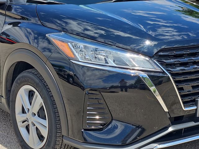 Used 2024 Nissan Kicks S FWD image 8