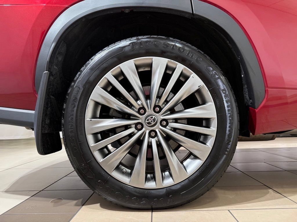 Used 2022 Toyota Highlander Platinum AWD/4WD image 9