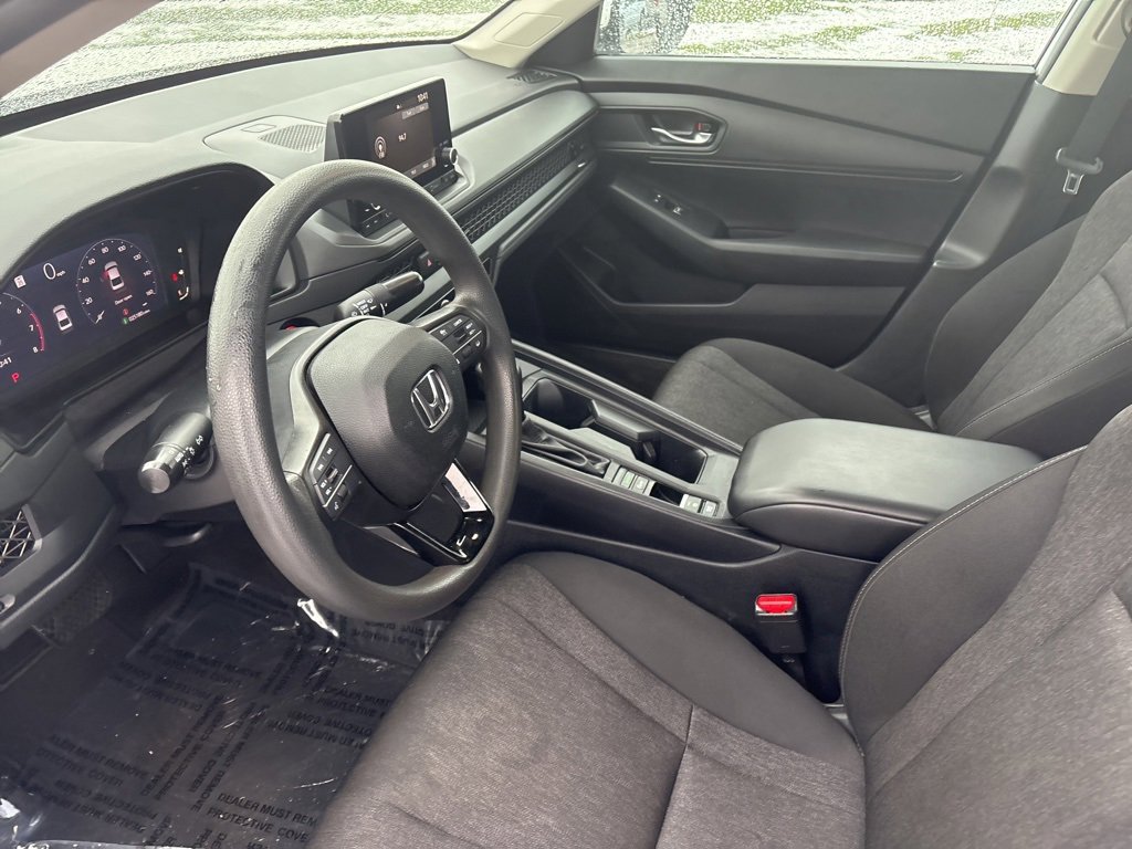 Used 2023 Honda Accord LX image 17