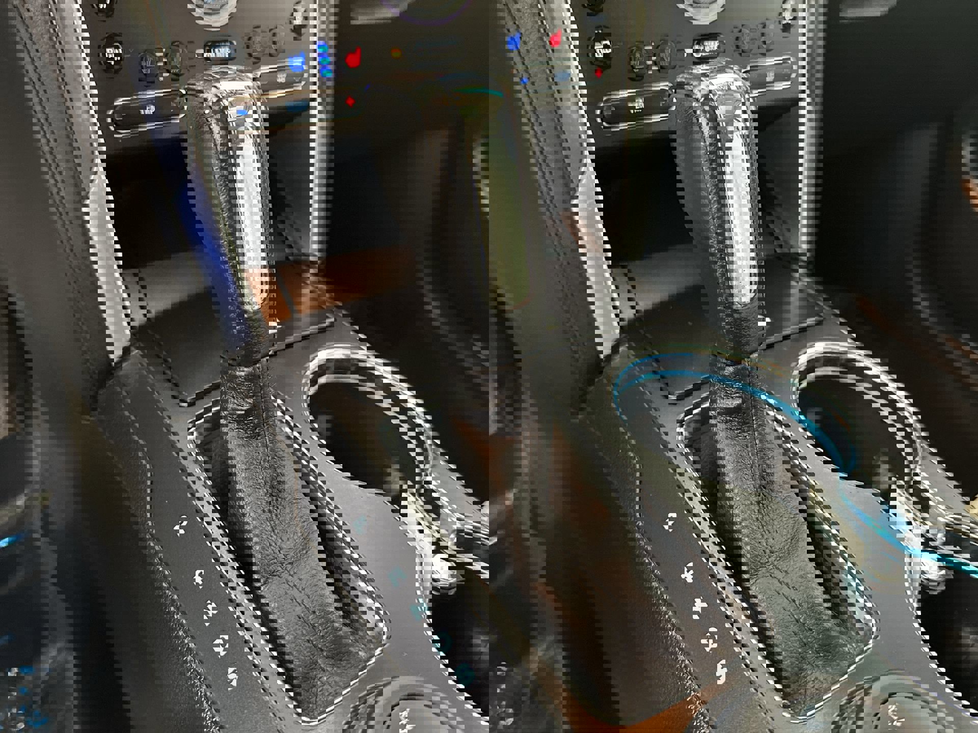 Used 2016 Ford Explorer Platinum image 24