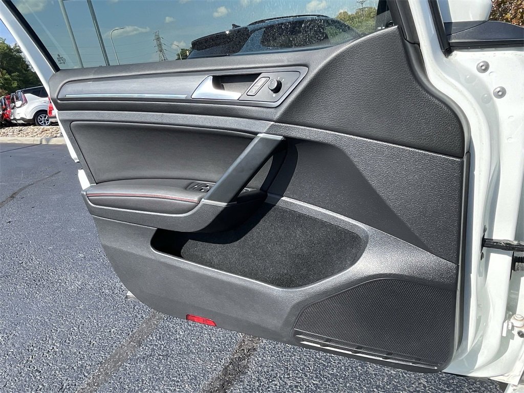Used 2019 Volkswagen GTI SE w/ SE Experience Package image 19