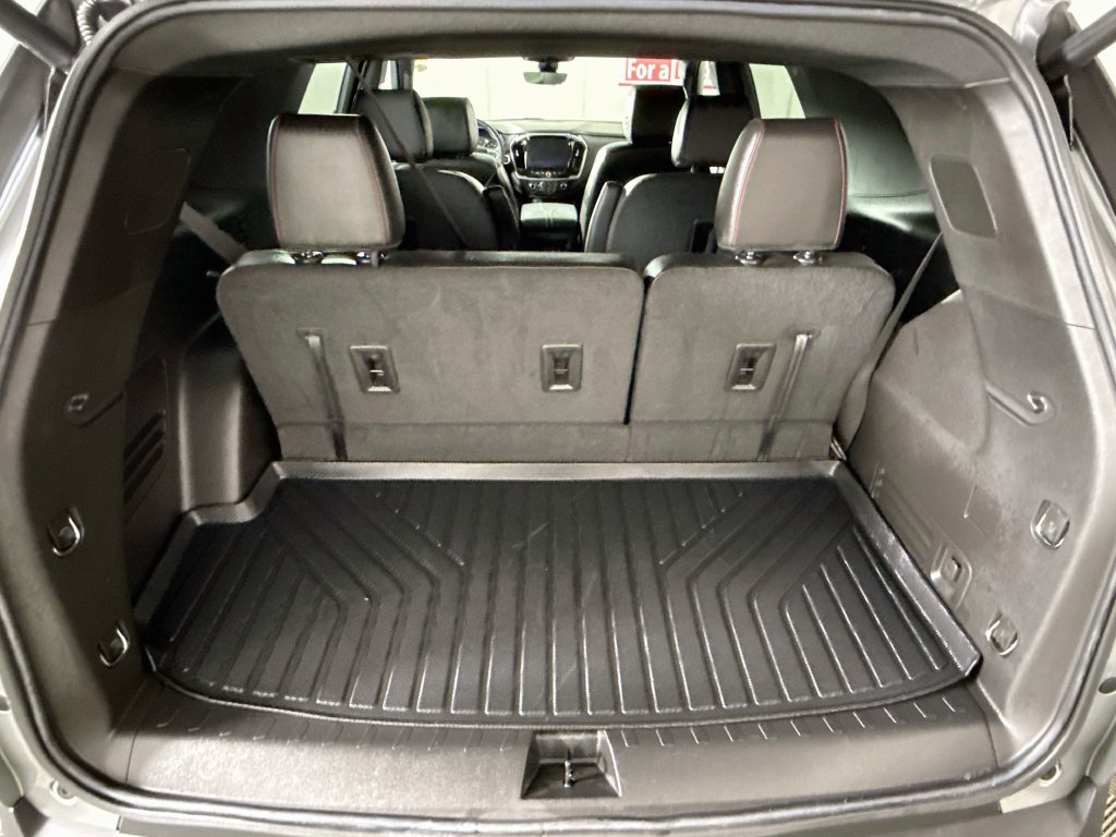 Used 2023 Chevrolet Traverse RS AWD/4WD image 30