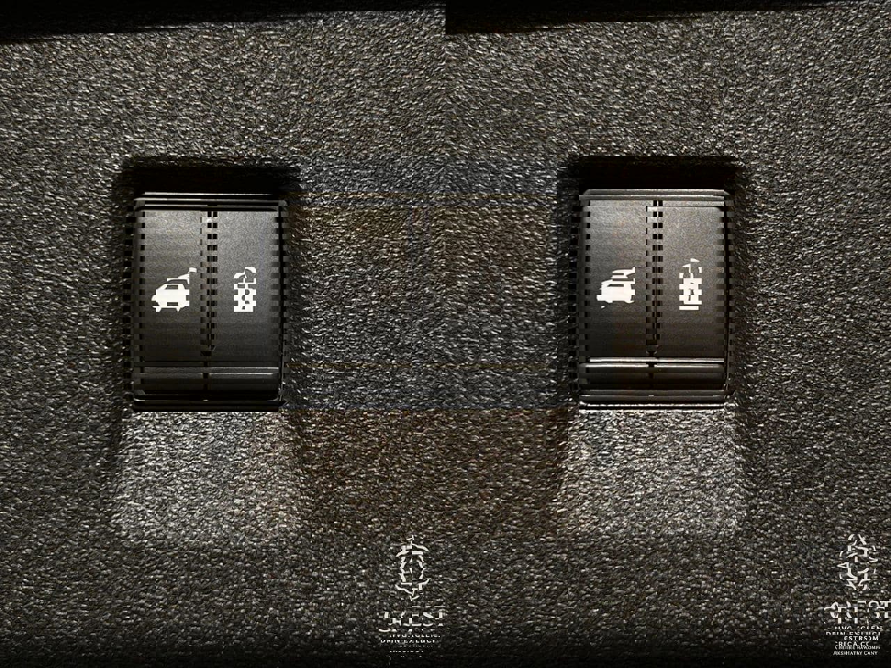 Used 2023 INFINITI QX60 Sensory w/ Cargo Package image 32