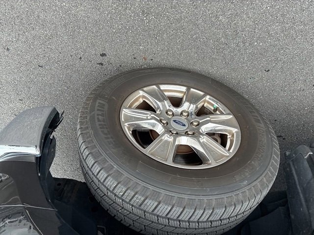 Used 2015 Ford F150 XLT w/ Equipment Group 302A Luxury image 20