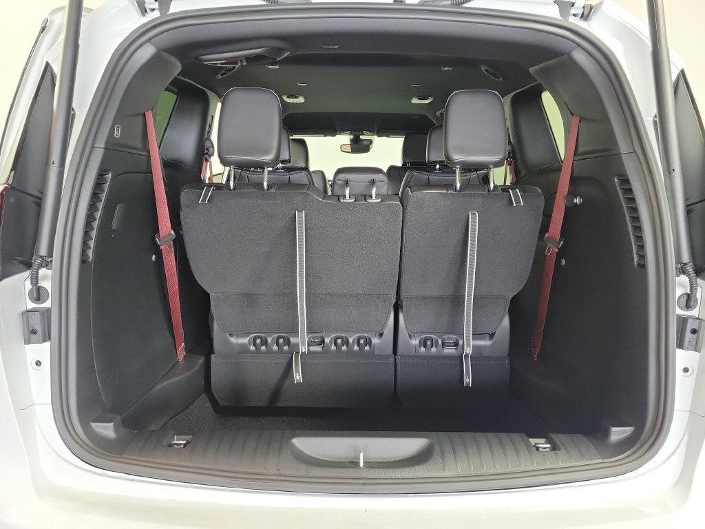New 2027 Chrysler Pacifica Select FWD image 24