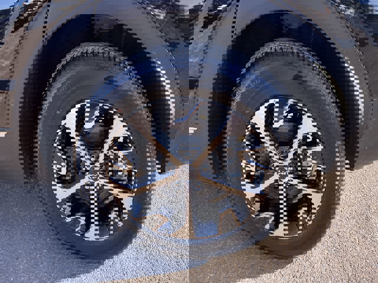 Used 2024 Kia Sportage EX image 10