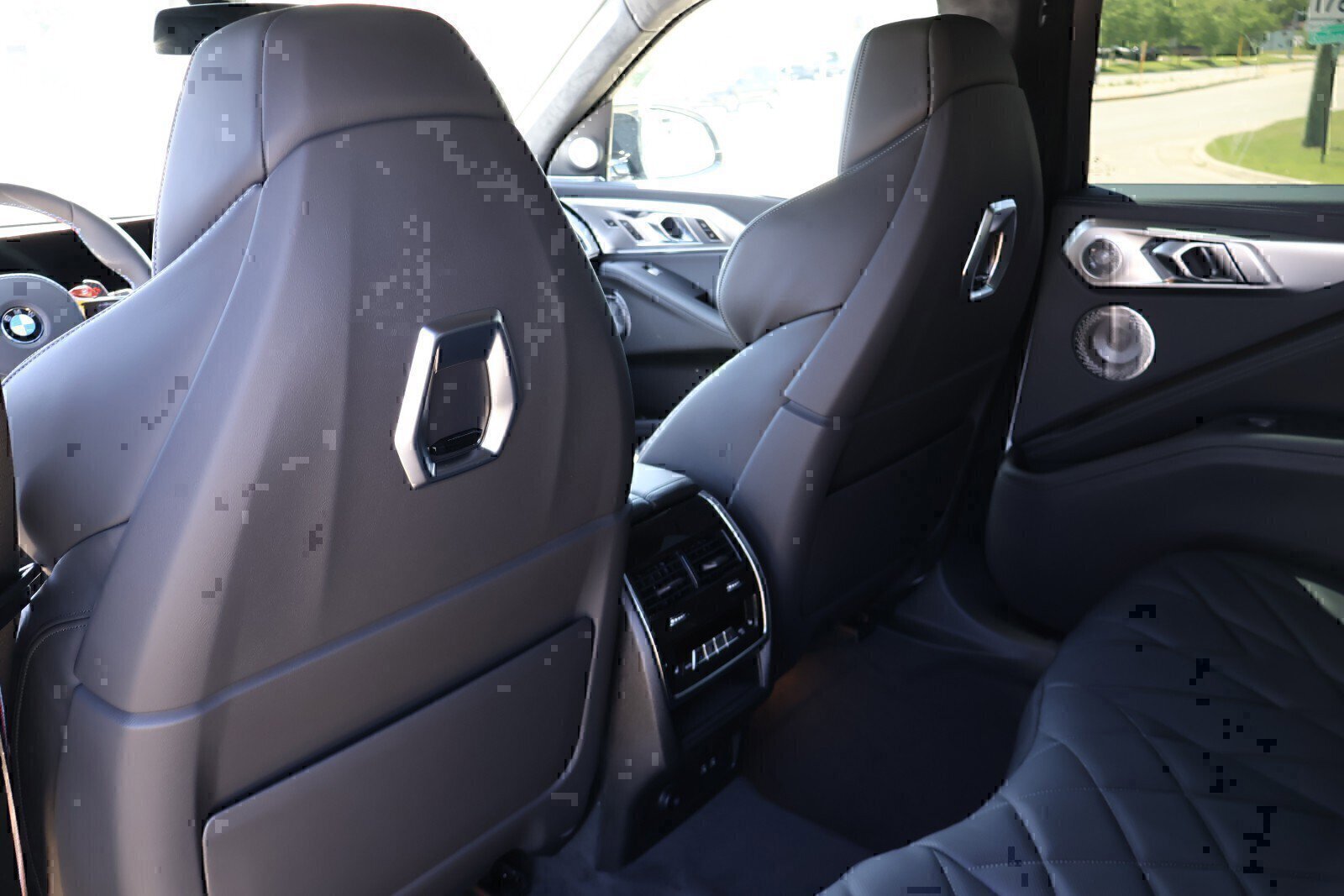 Used 2024 BMW XM image 11