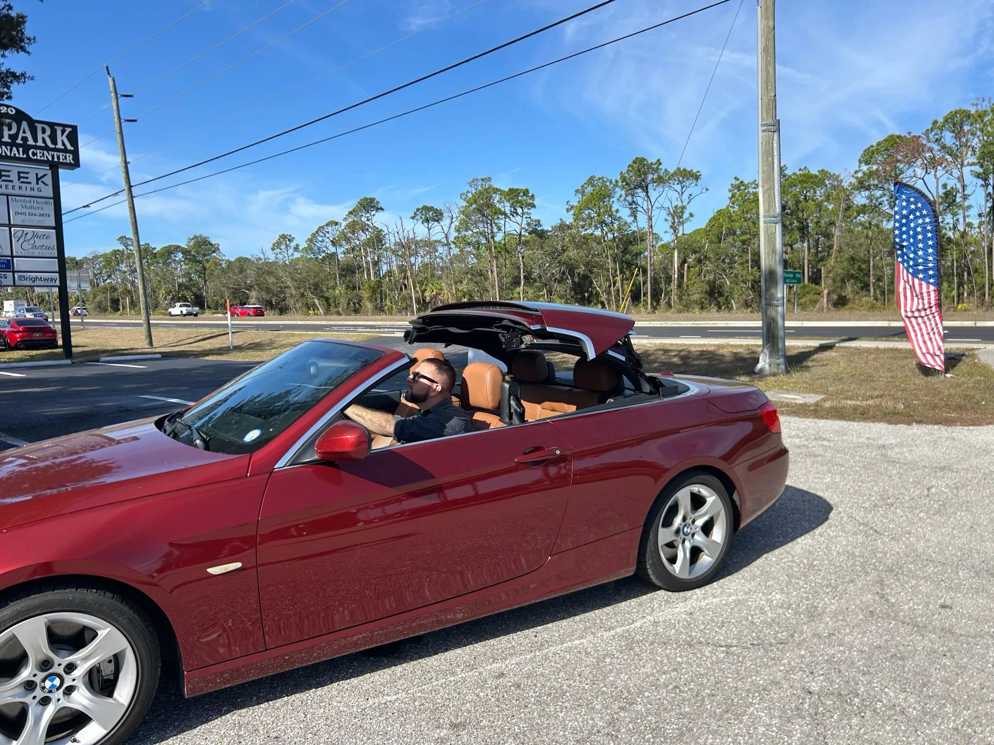 Used 2011 BMW 335i Convertible image 17