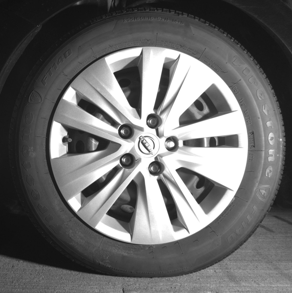 Used 2025 Nissan Sentra S FWD image 11