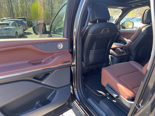 New 2026 Lincoln Navigator L Reserve AWD/4WD image 44