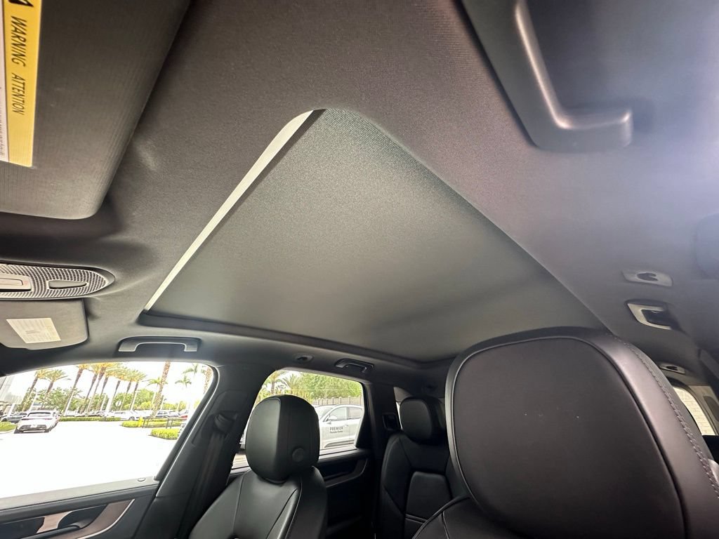 Certified 2025 Porsche Cayenne E-Hybrid AWD/4WD image 24