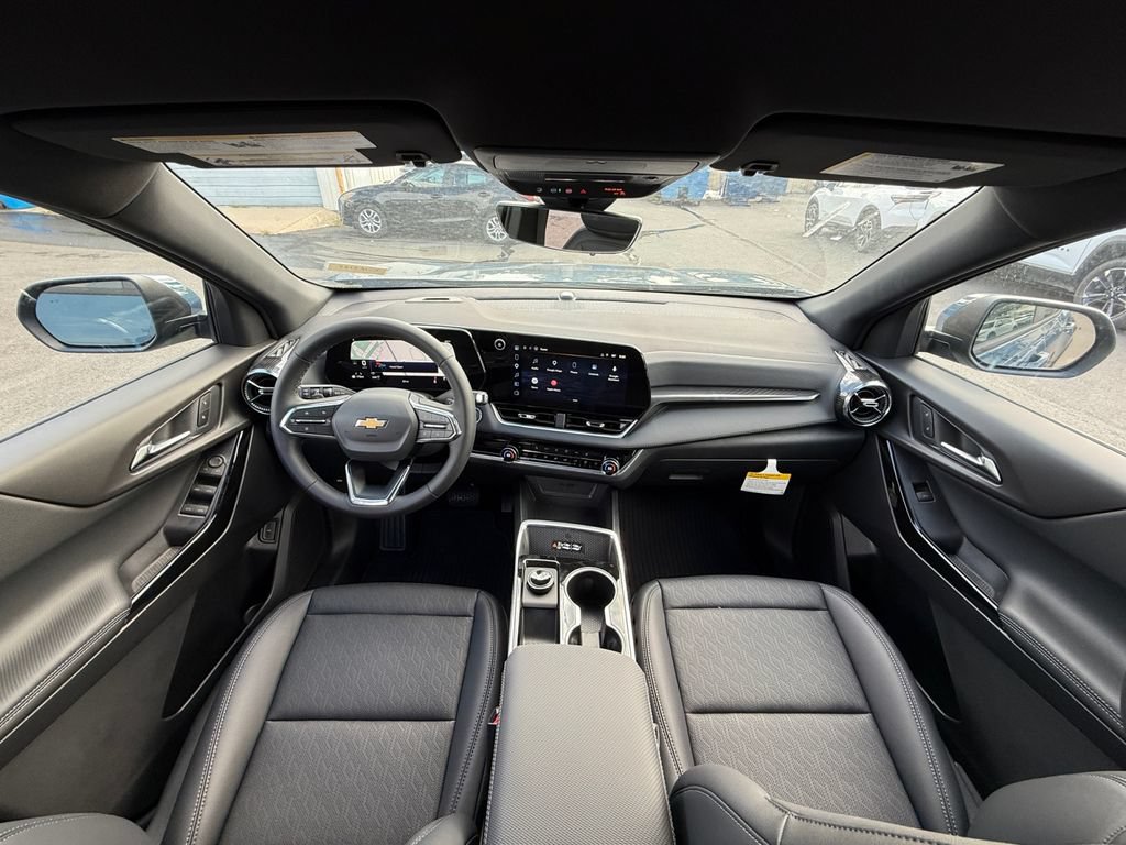New 2027 Chevrolet Equinox LT w/ Convenience Package II AWD/4WD image 23