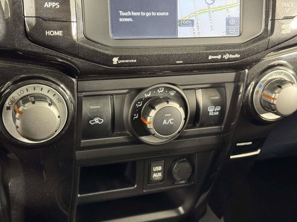 Used 2018 Toyota 4Runner TRD Off-Road Premium AWD/4WD image 28