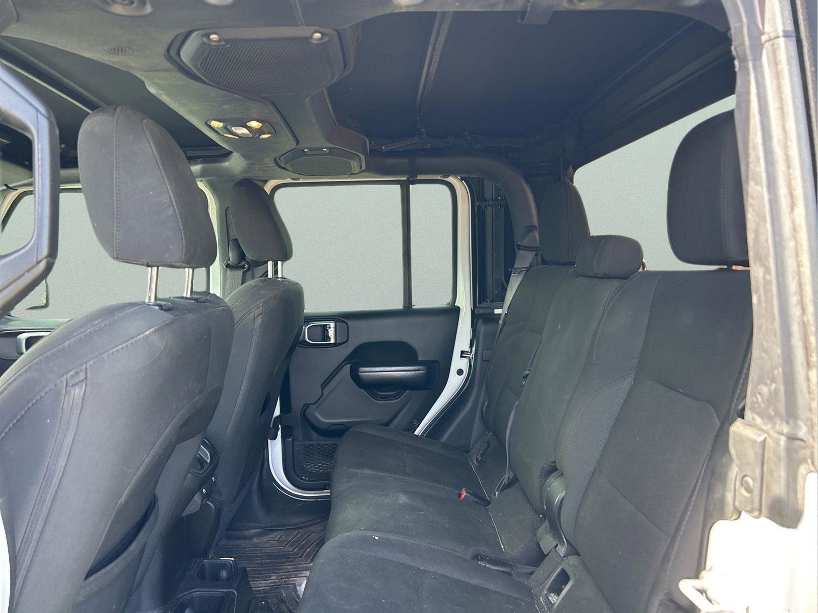 Used 2020 Jeep Gladiator Sport w/ Quick Order Package 24S AWD/4WD image 10