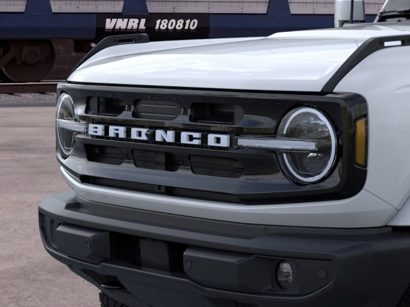New 2026 Ford Bronco Outer Banks AWD/4WD image 21