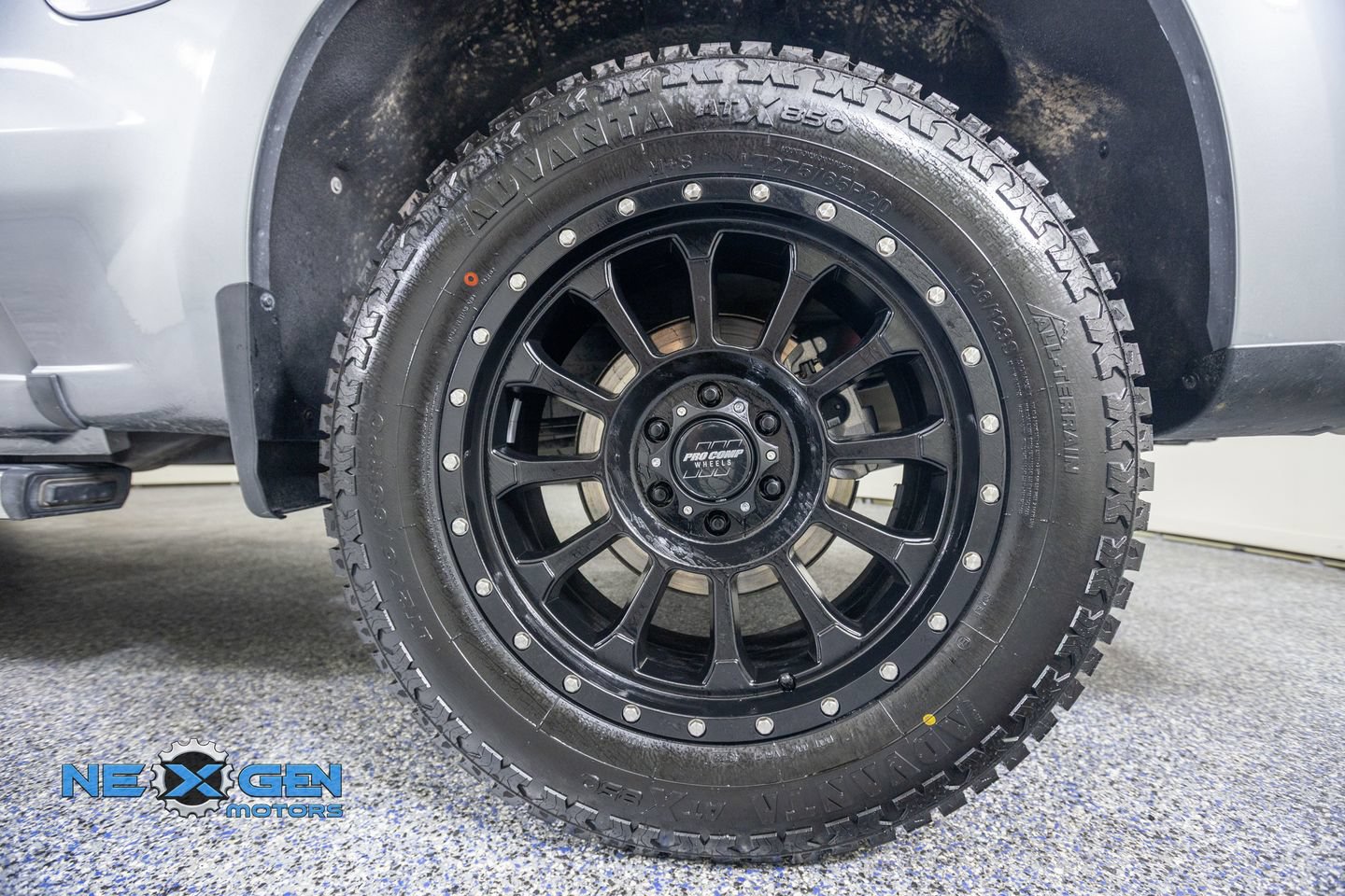 Used 2025 Chevrolet Silverado 1500 High Country w/ Technology Package AWD/4WD image 50