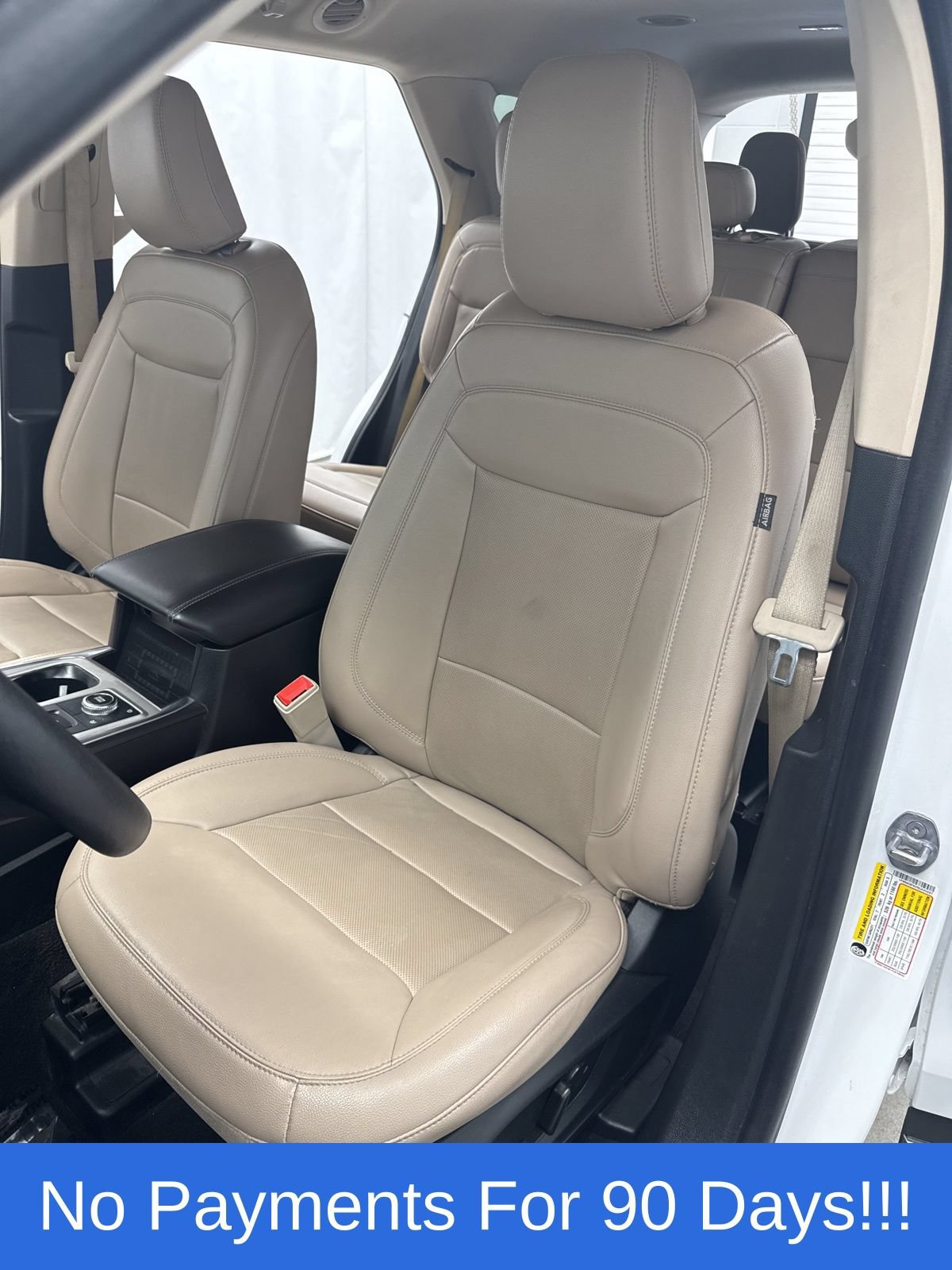 Used 2024 Ford Explorer Limited AWD/4WD image 9