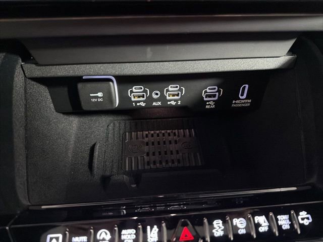 New 2026 Jeep Grand Wagoneer Summit w/ Rear Seat Video Group I image 19