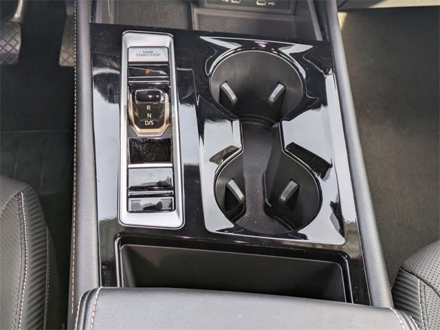 Used 2024 Volkswagen Atlas Cross Sport SE image 16