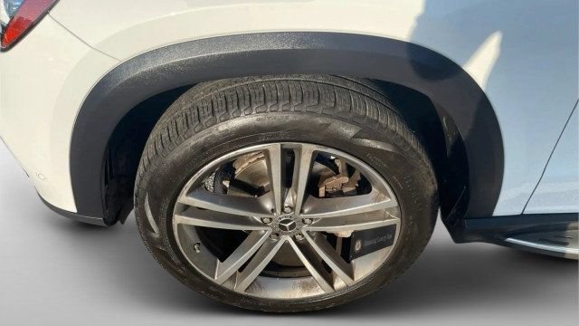 Used 2021 Mercedes-Benz GLE 350 w/ Premium Package image 6
