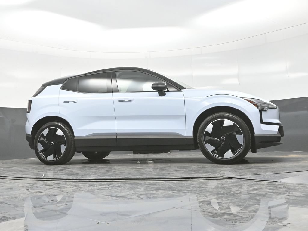New 2026 Volvo EX30 Plus w/ Climate Package RWD image 15