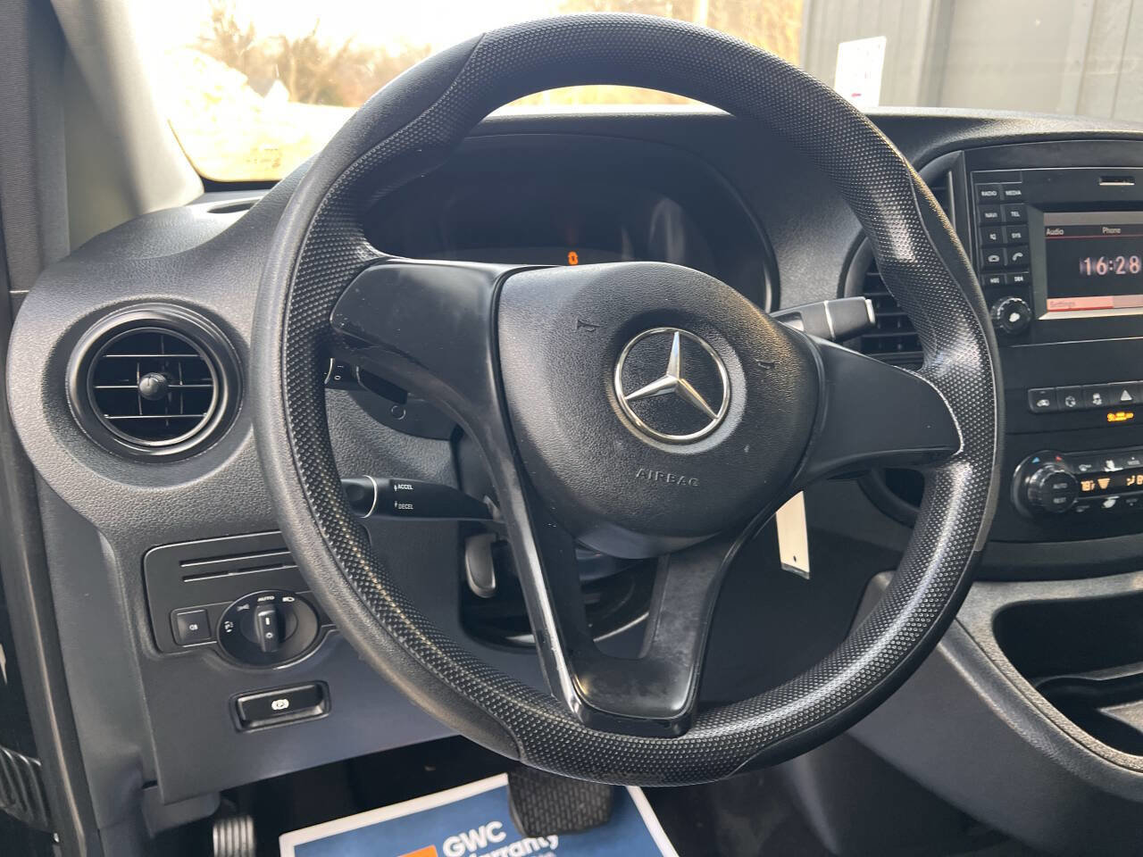 Used 2018 Mercedes-Benz Metris Passenger image 15