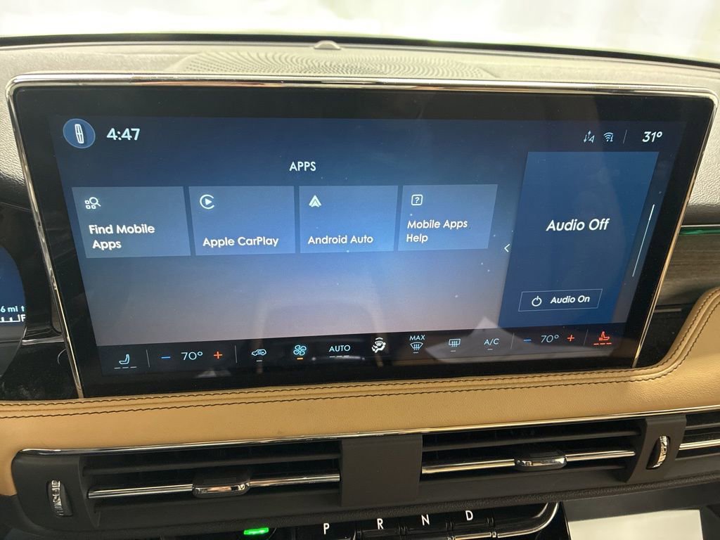 Used 2023 Lincoln Corsair Reserve w/ Jet Appearance Package image 18