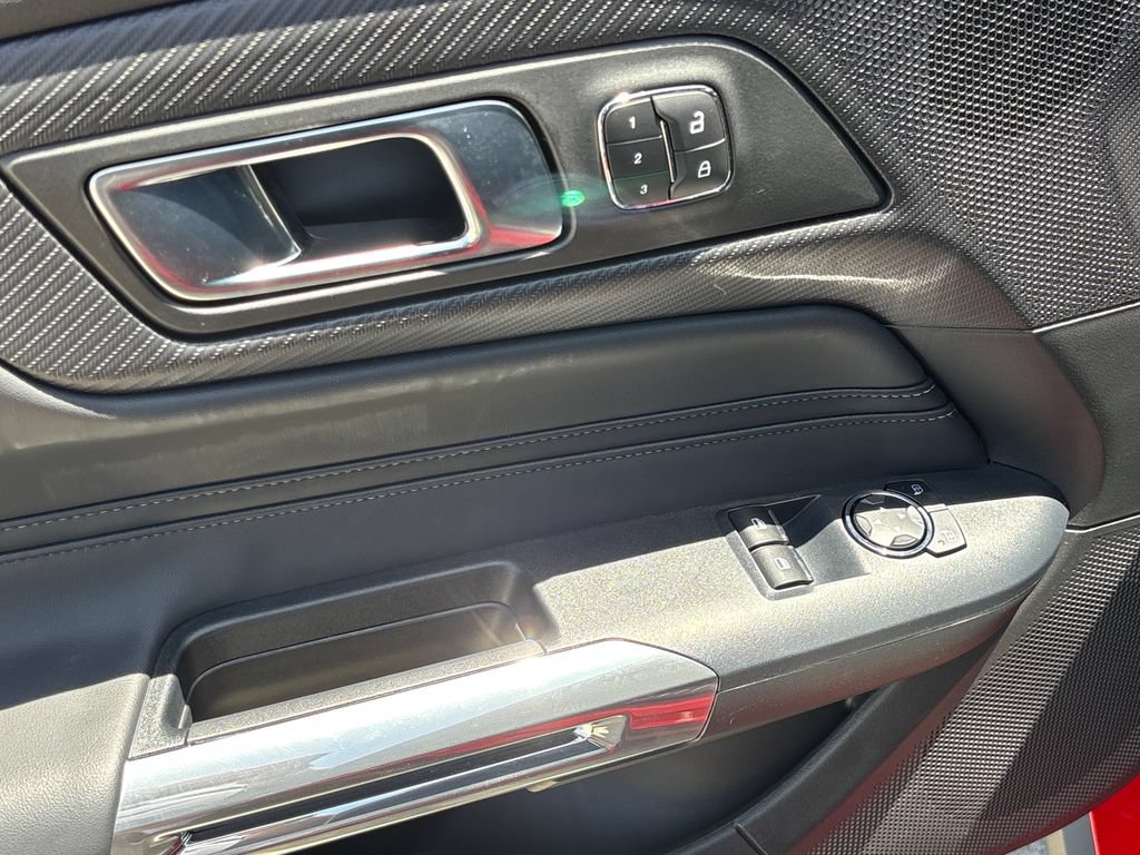 Used 2025 Ford Mustang GT Premium RWD image 30