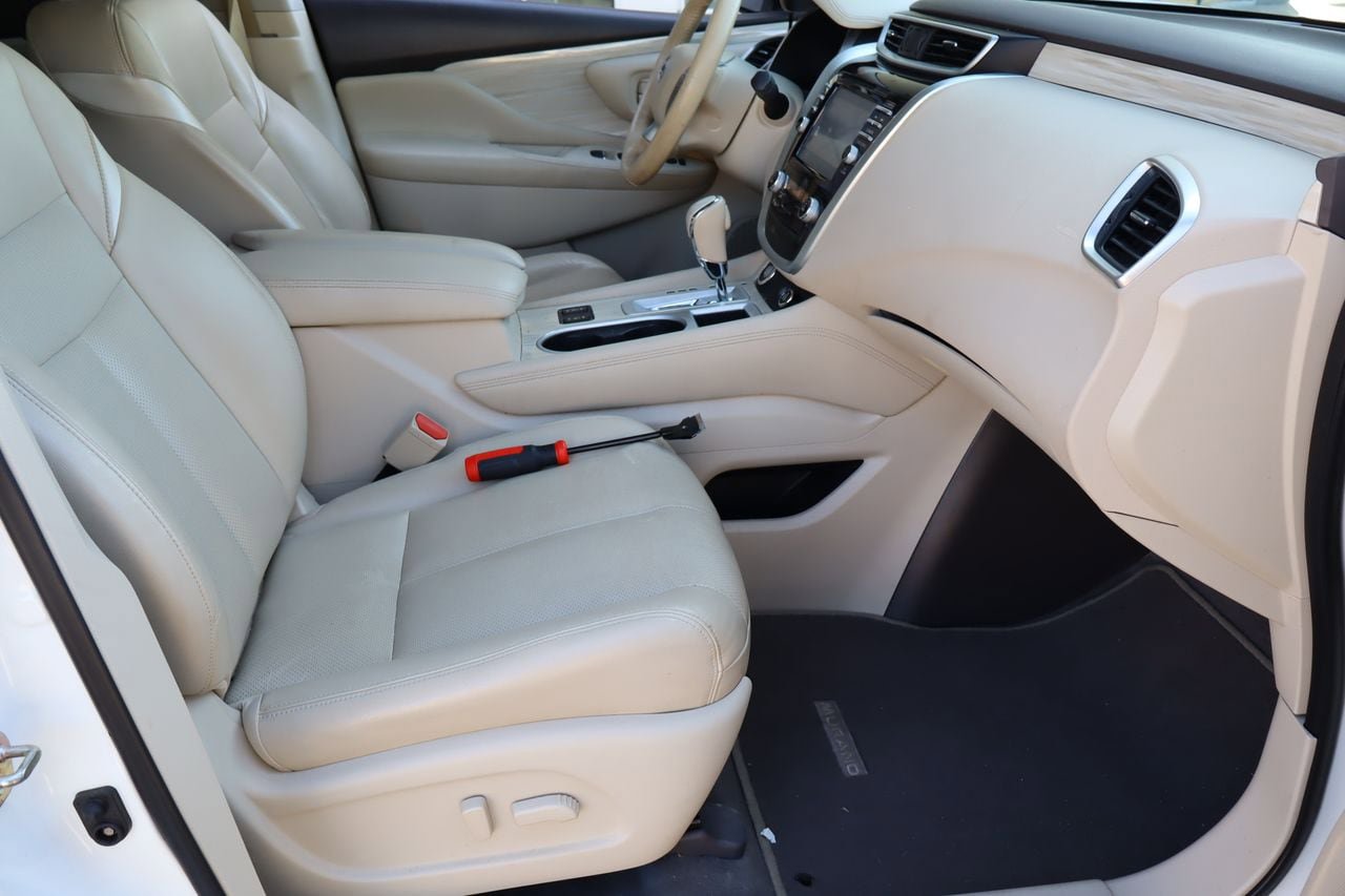 Used 2018 Nissan Murano SL w/ Moonroof Package FWD image 17