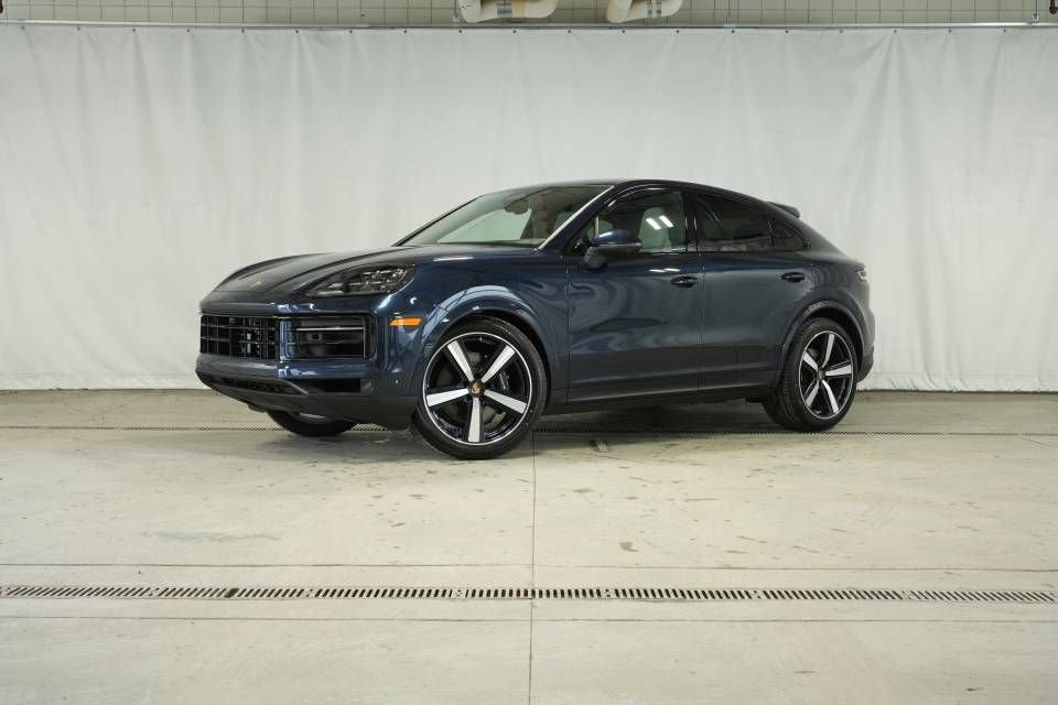 New 2026 Porsche Cayenne Coupe image 1