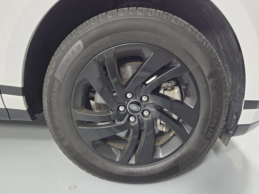 Used 2022 Land Rover Range Rover Evoque R-Dynamic S image 10