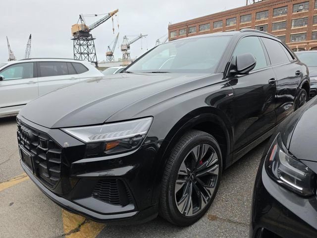 Used 2023 Audi Q8 Premium Plus w/ Premium Plus Package AWD/4WD image 2