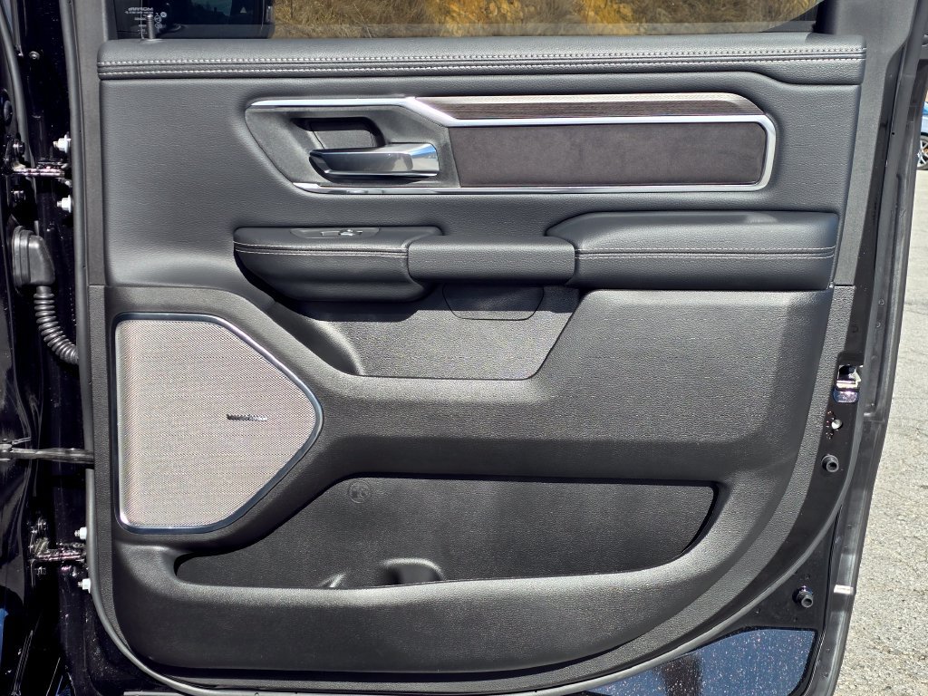 New 2026 RAM 1500 Laramie w/ Night Edition AWD/4WD image 40
