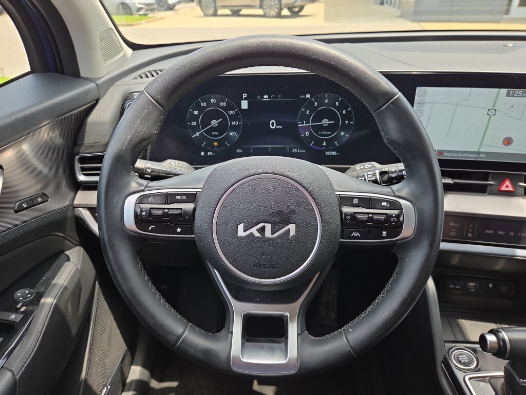 Used 2025 Kia Sportage SX FWD image 18