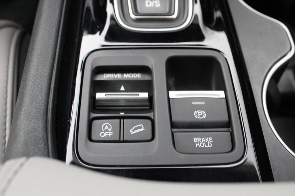 Used 2024 Honda Pilot Elite image 23