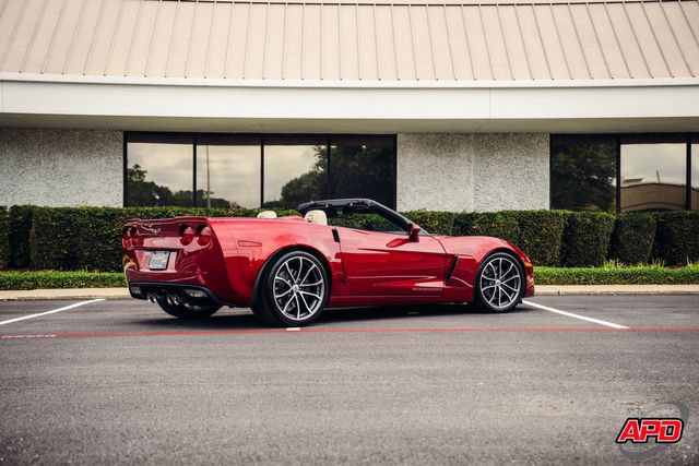 Used 2013 Chevrolet Corvette 427 w/ 1SB Preferred Equipment Group RWD image 21