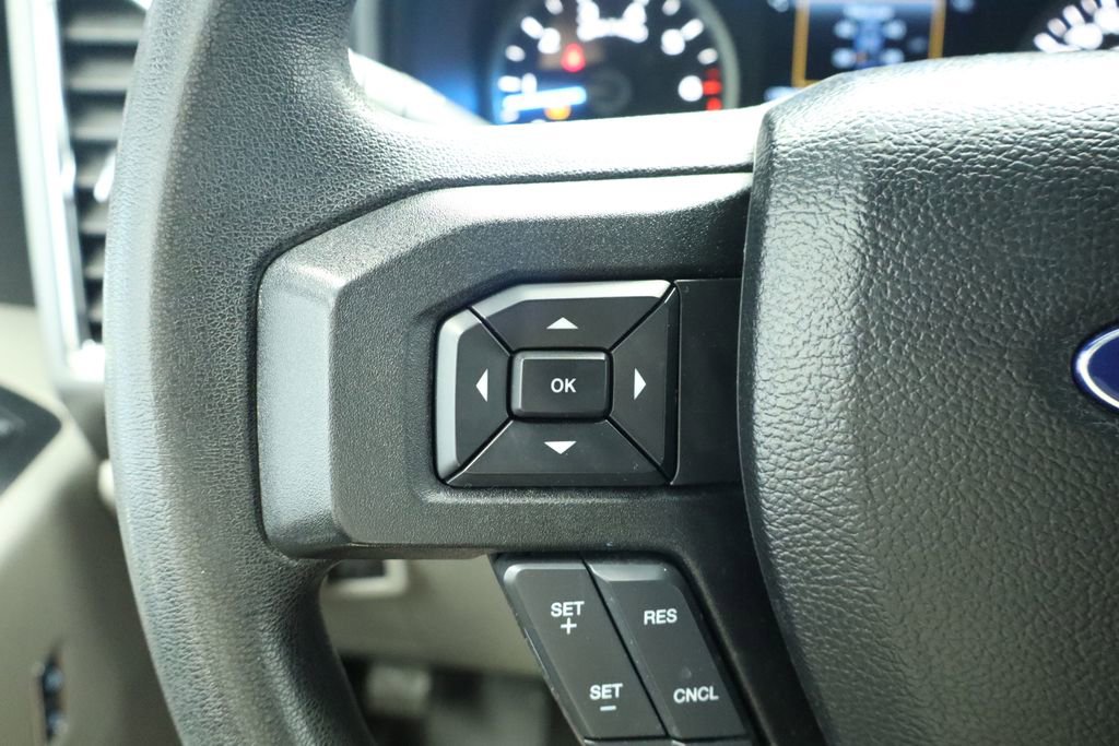 Used 2016 Ford F150 XLT w/ Heavy-Duty Payload Package image 34