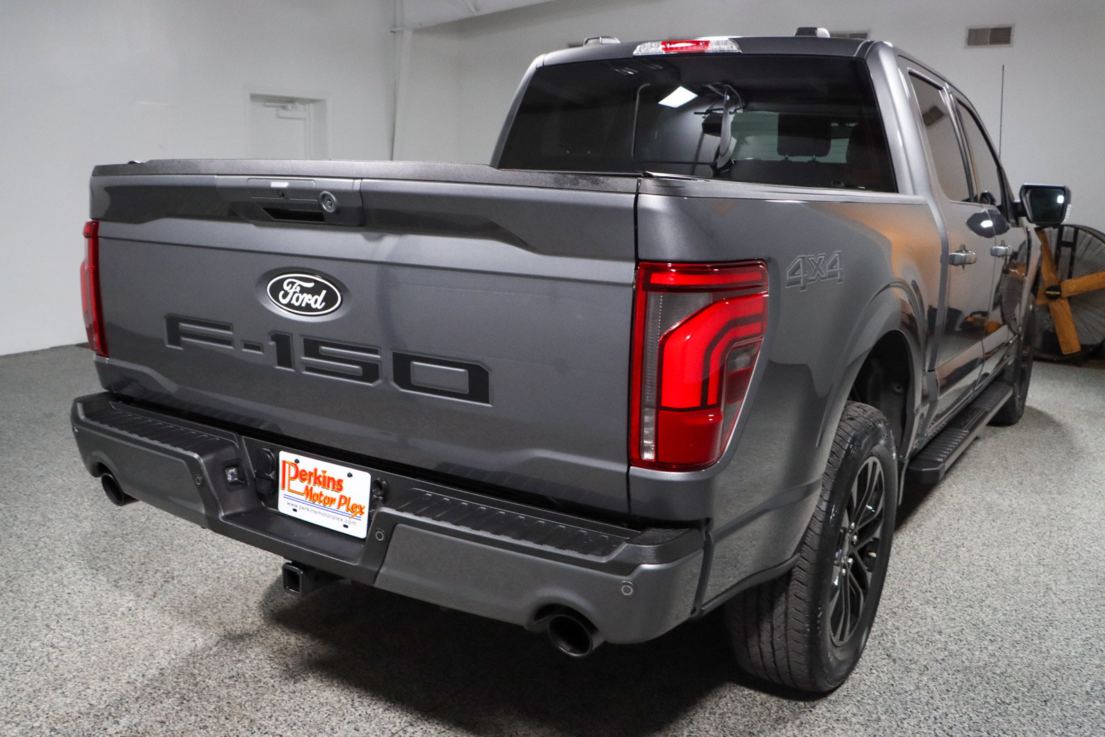 Used 2024 Ford F150 Lariat AWD/4WD image 7